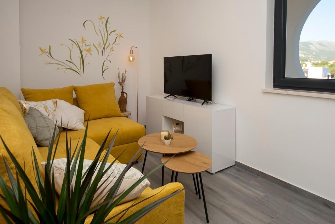 Apartments Suzy ชิเบนิก ภายนอก รูปภาพ