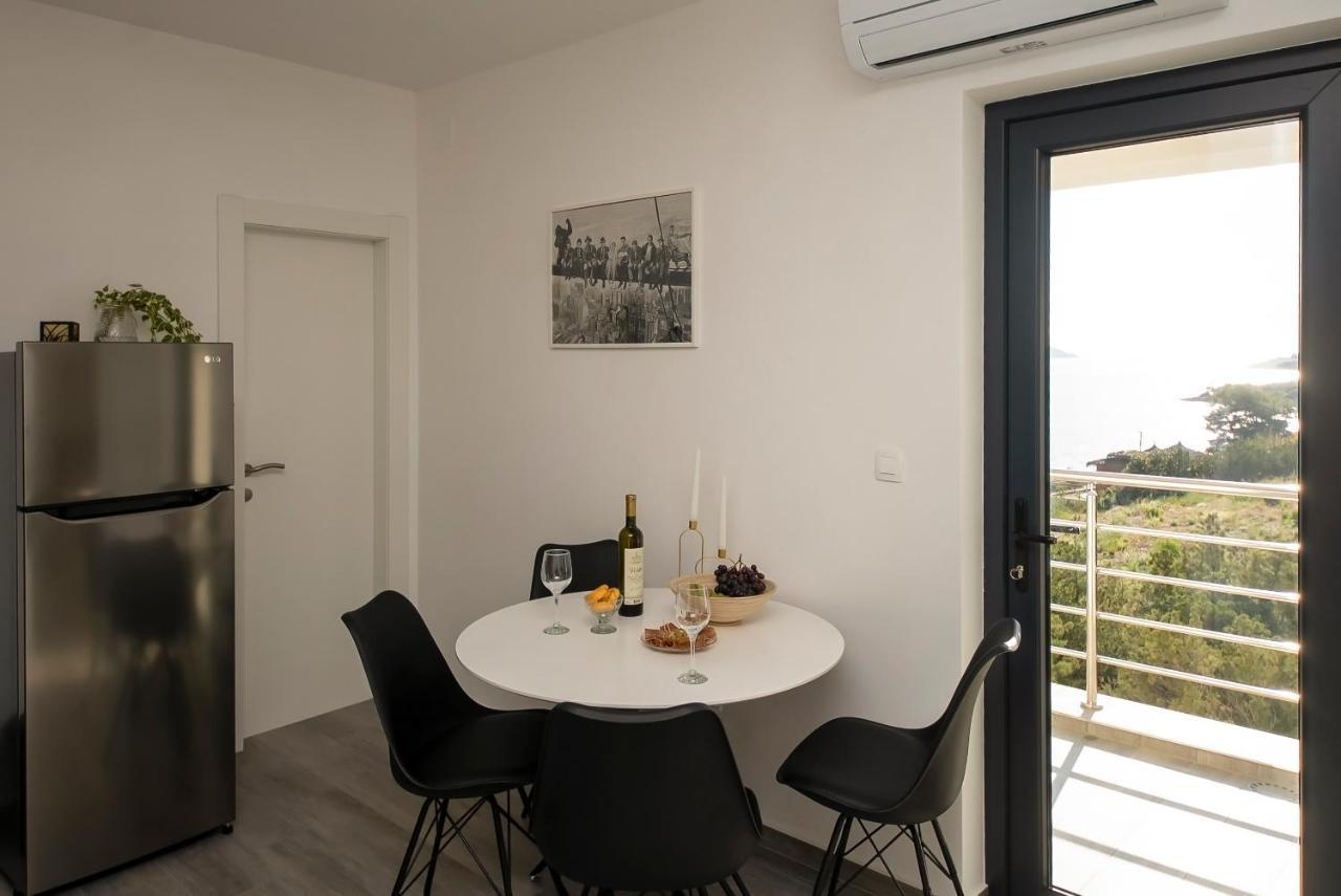Apartments Suzy ชิเบนิก ภายนอก รูปภาพ