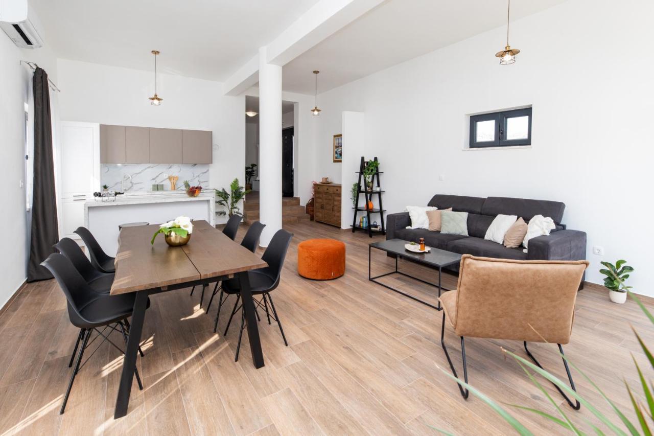 Apartments Suzy ชิเบนิก ภายนอก รูปภาพ