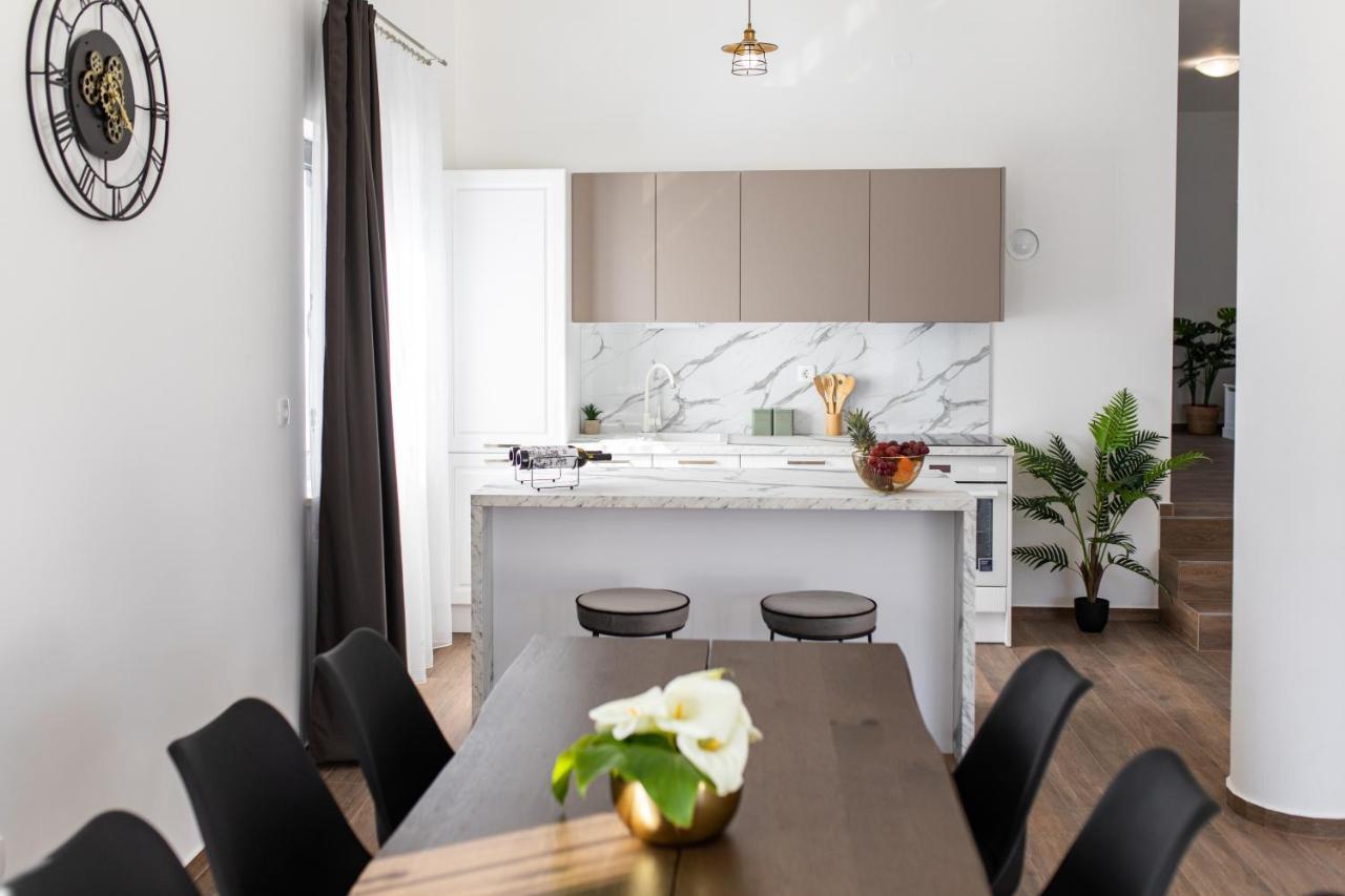 Apartments Suzy ชิเบนิก ภายนอก รูปภาพ