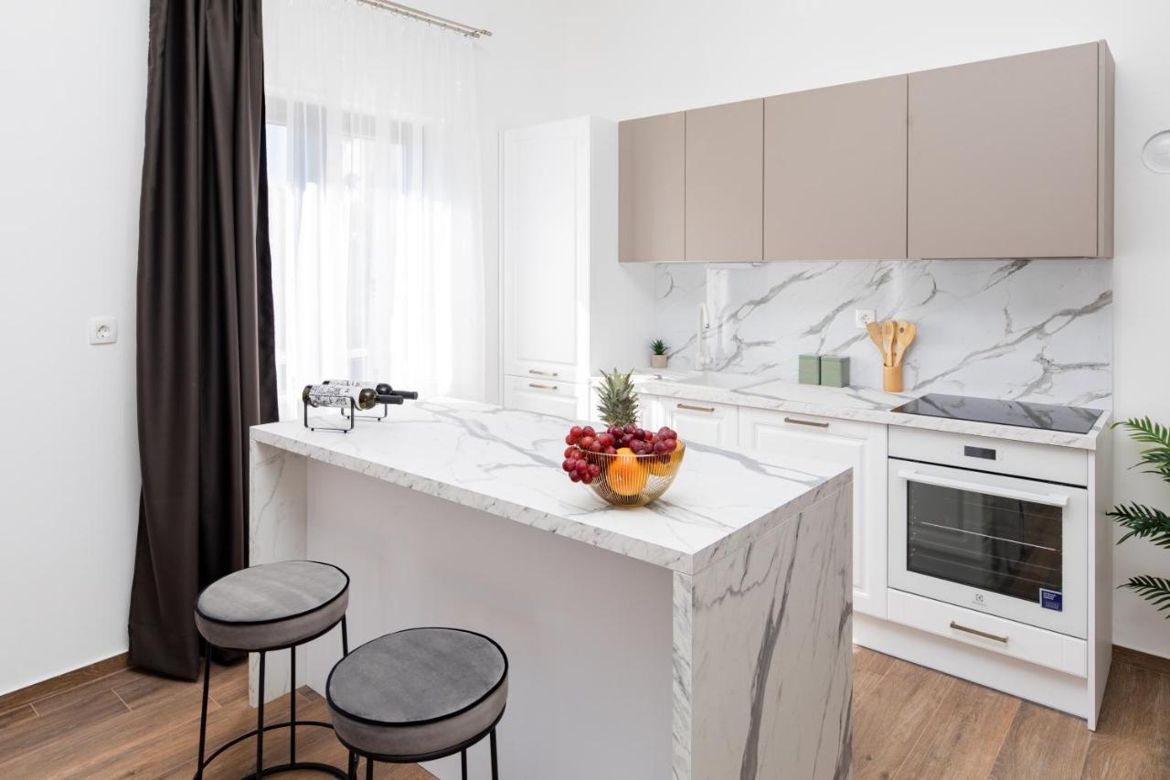 Apartments Suzy ชิเบนิก ภายนอก รูปภาพ